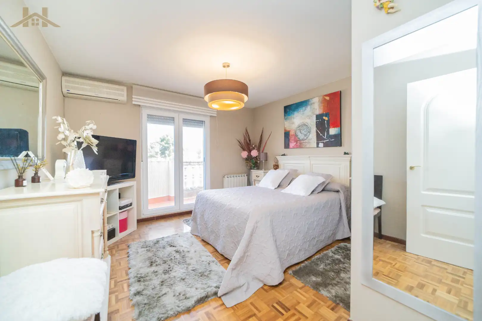 Habitación de Casa adosada en venta en Rivas-Vaciamadrid con Aire acondicionado, Calefacción y Jardín privado