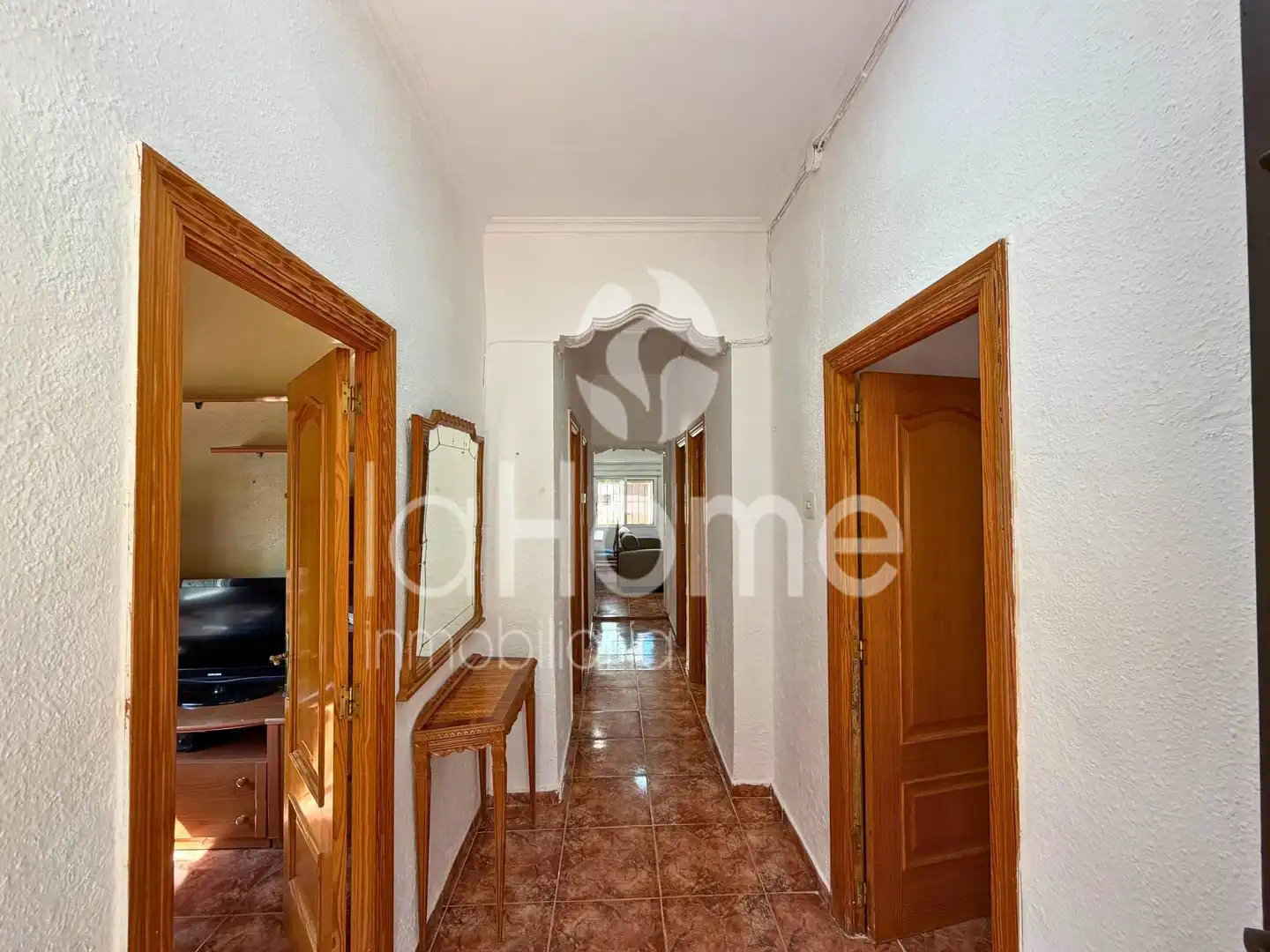 Haus oder Chalet zum Verkauf in Paterna mit Klimaanlage, Privatgarten und Terrasse