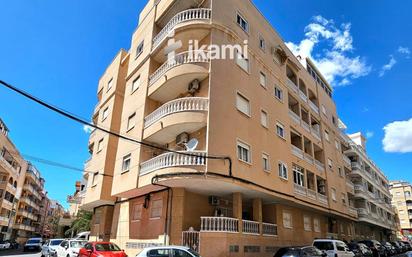 Vista exterior de Pis en venda en Torrevieja