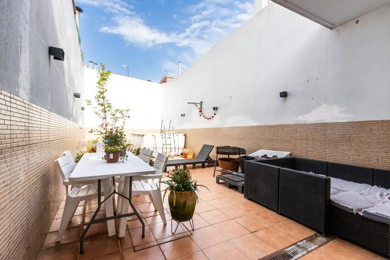 Terrassa de Casa adosada en venda en Sabadell amb Aire condicionat, Calefacció i Jardí privat