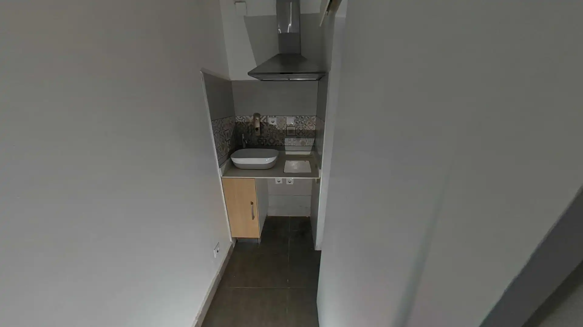 Kitchen of Ground floor for sale in Barcelona  with Air Conditioner and Alarm