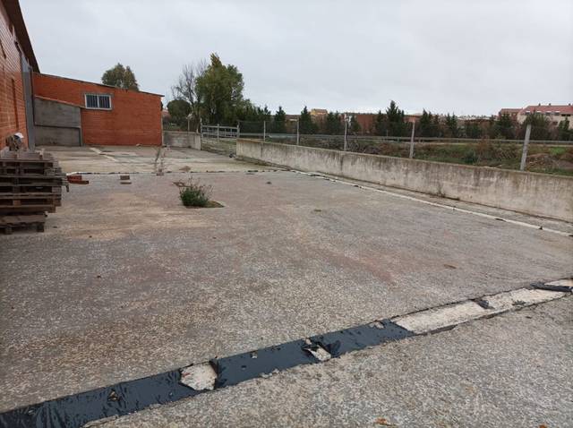 Terreno residencial en Alquiler en Valcabado en Monfarracinos