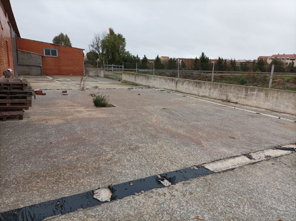 Parking de Residencial de alquiler en Monfarracinos