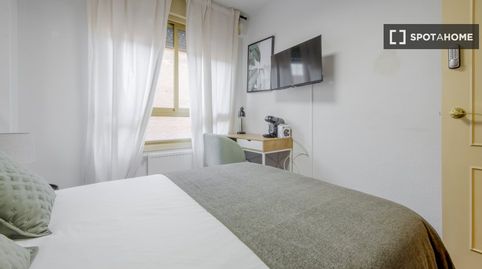 Photo 2 of Flat for rent in Quintana, Madrid Capital
