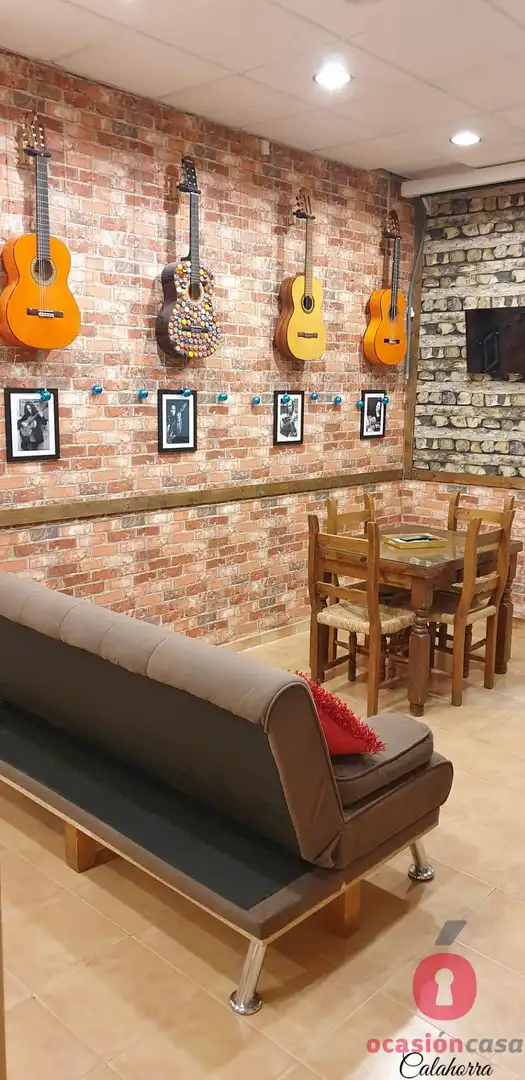 Comedor de Local de alquiler en Córdoba con Aire acondicionado