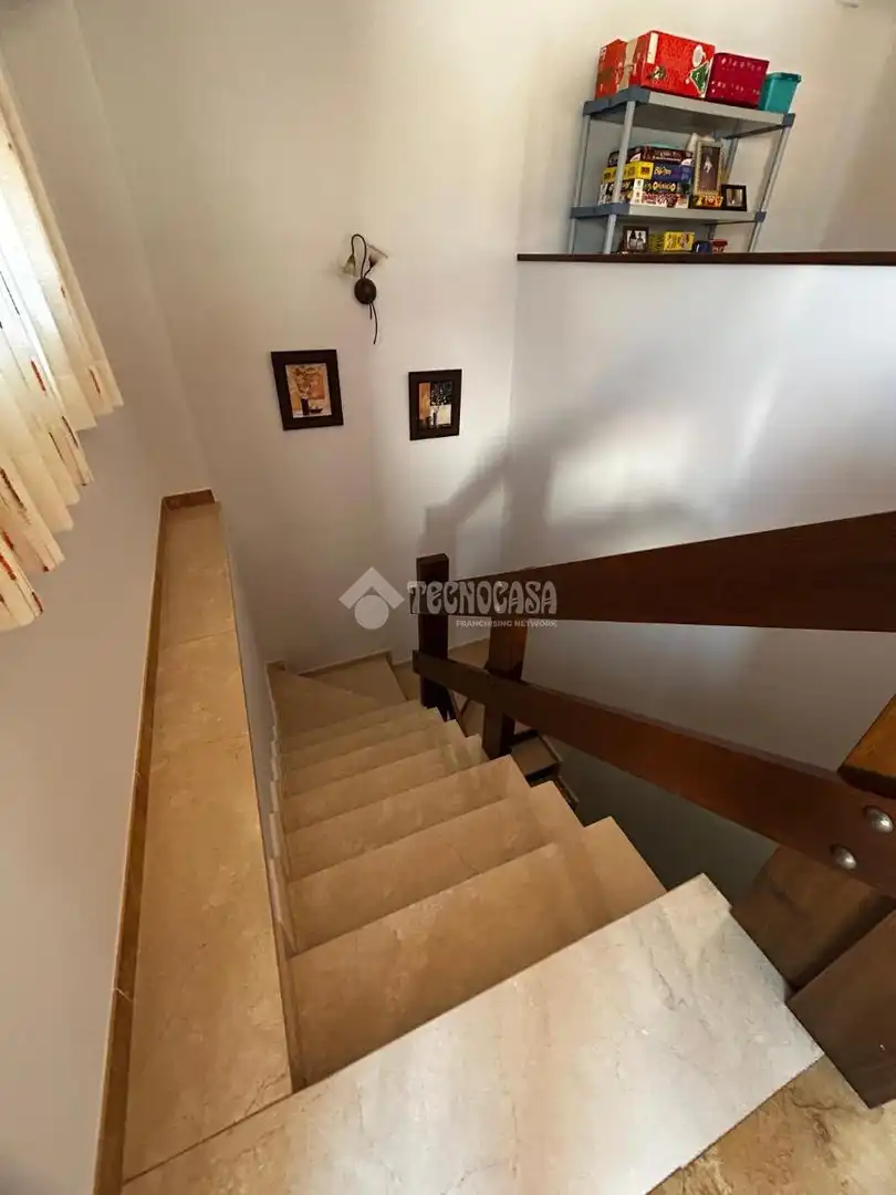 Casa adosada en venta en Alcalá del Río con Aire acondicionado