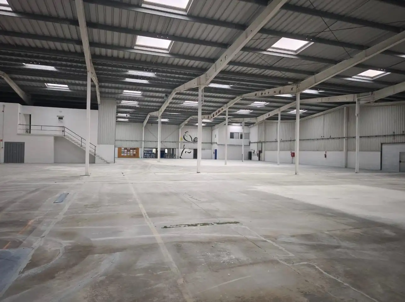 Industrial buildings for rent in Vallgorguina