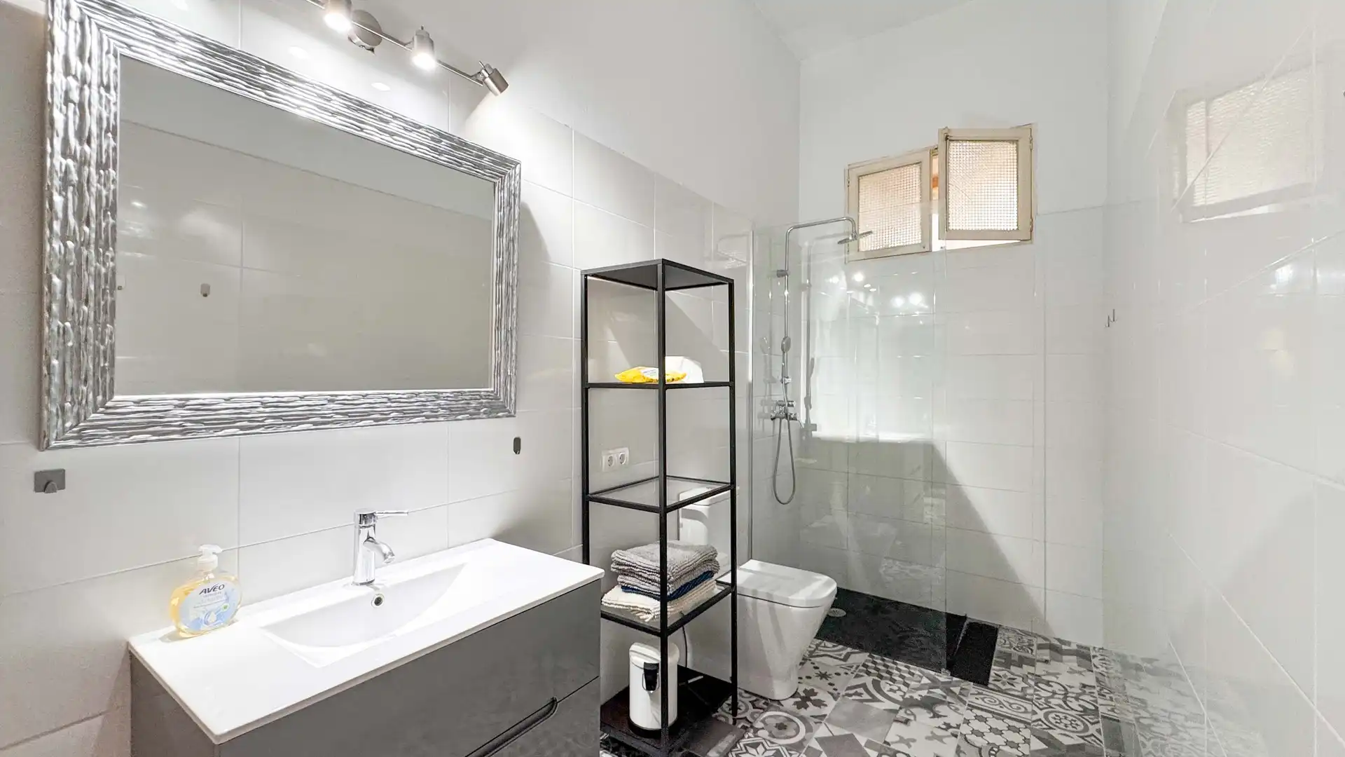 Bathroom of Apartments for sale in Felanitx  with Air Conditioner, Heating and Terrace