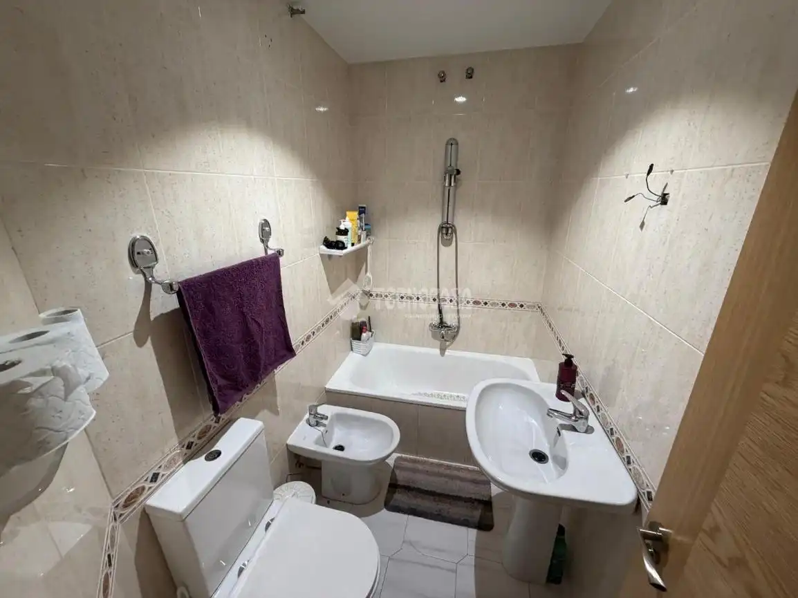 Baño de Piso en venta en Torredelcampo con Aire acondicionado y Amueblado