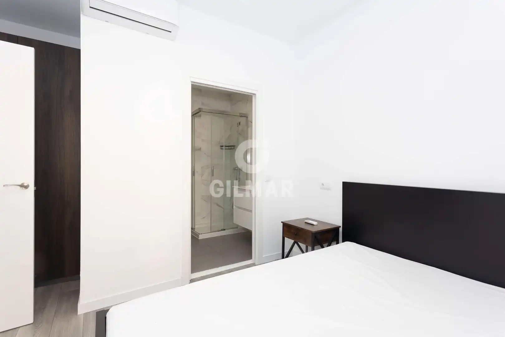 Habitación de Piso en venta en Madrid con Calefacción y Balcón
