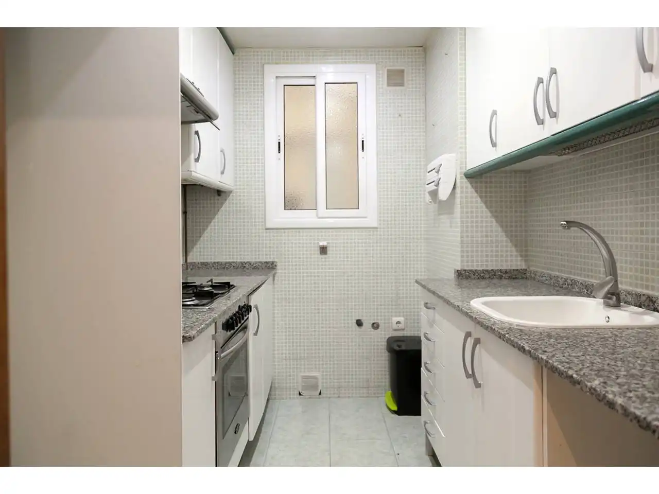 Cocina de Piso en venta en Barcelona con Aire acondicionado