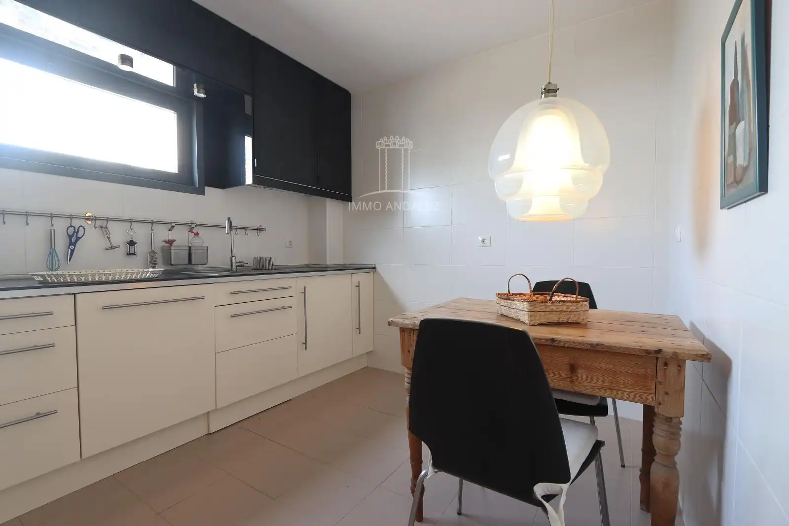 Küche von Wohnung zum Verkauf in Conil de la Frontera mit Klimaanlage, Heizung und Terrasse