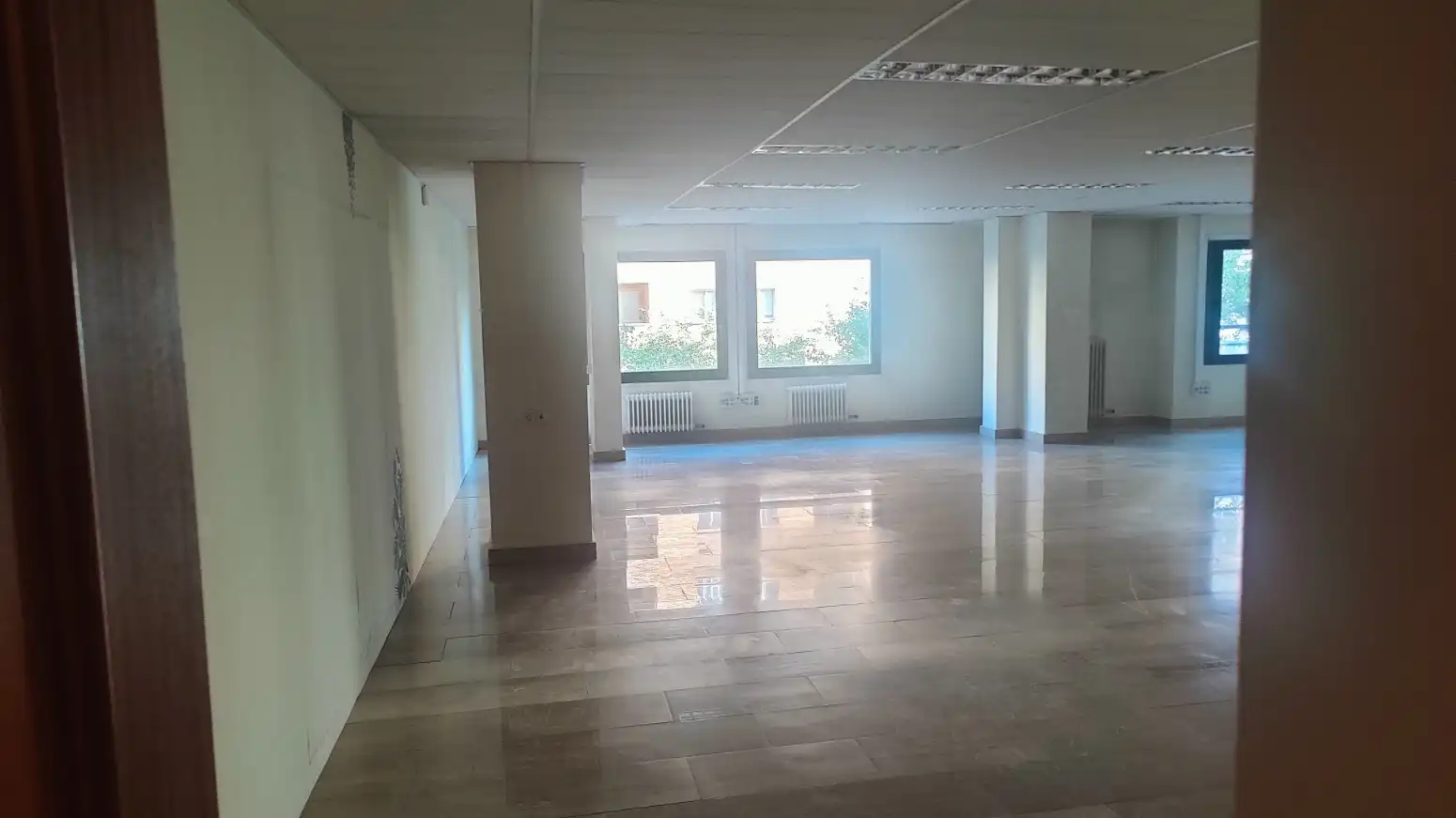 Büro zur Miete in IRUNLARREA 13. Pamplona-Iruña, 13, Mendebaldea - Ermitagaña