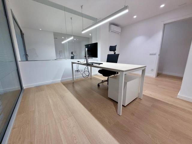 Local comercial en Alquiler en Banyoles