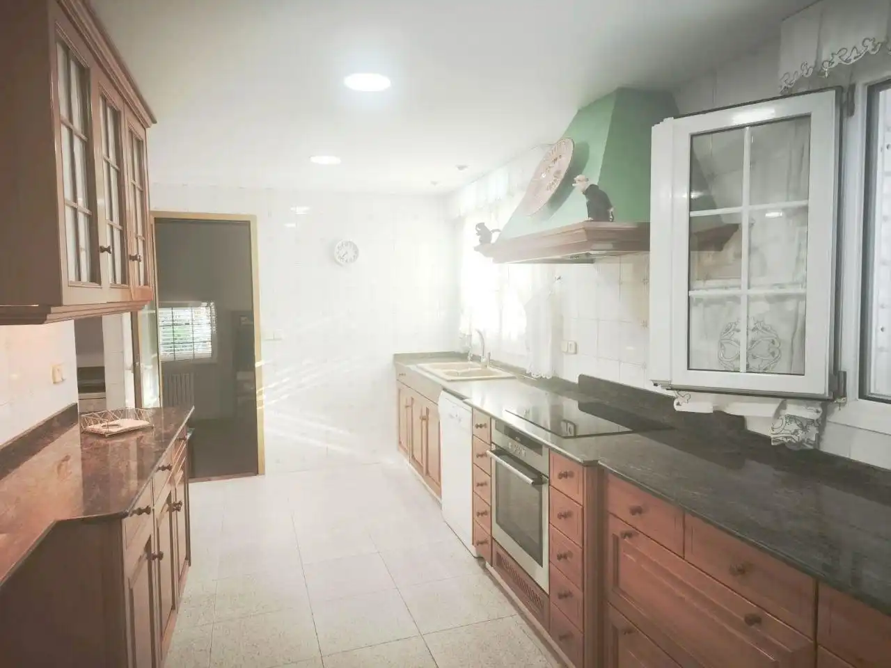 Cocina de Casa o chalet en venta en Paterna con Aire acondicionado, Calefacción y Jardín privado