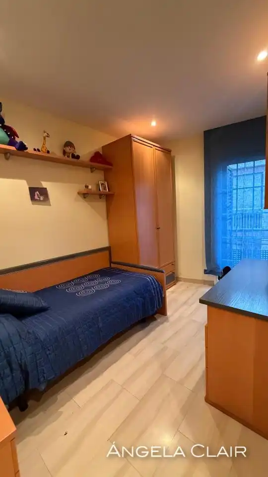 Habitación de Casa o chalet en venta en Sant Boi de Llobregat con Calefacción, Terraza y Trastero