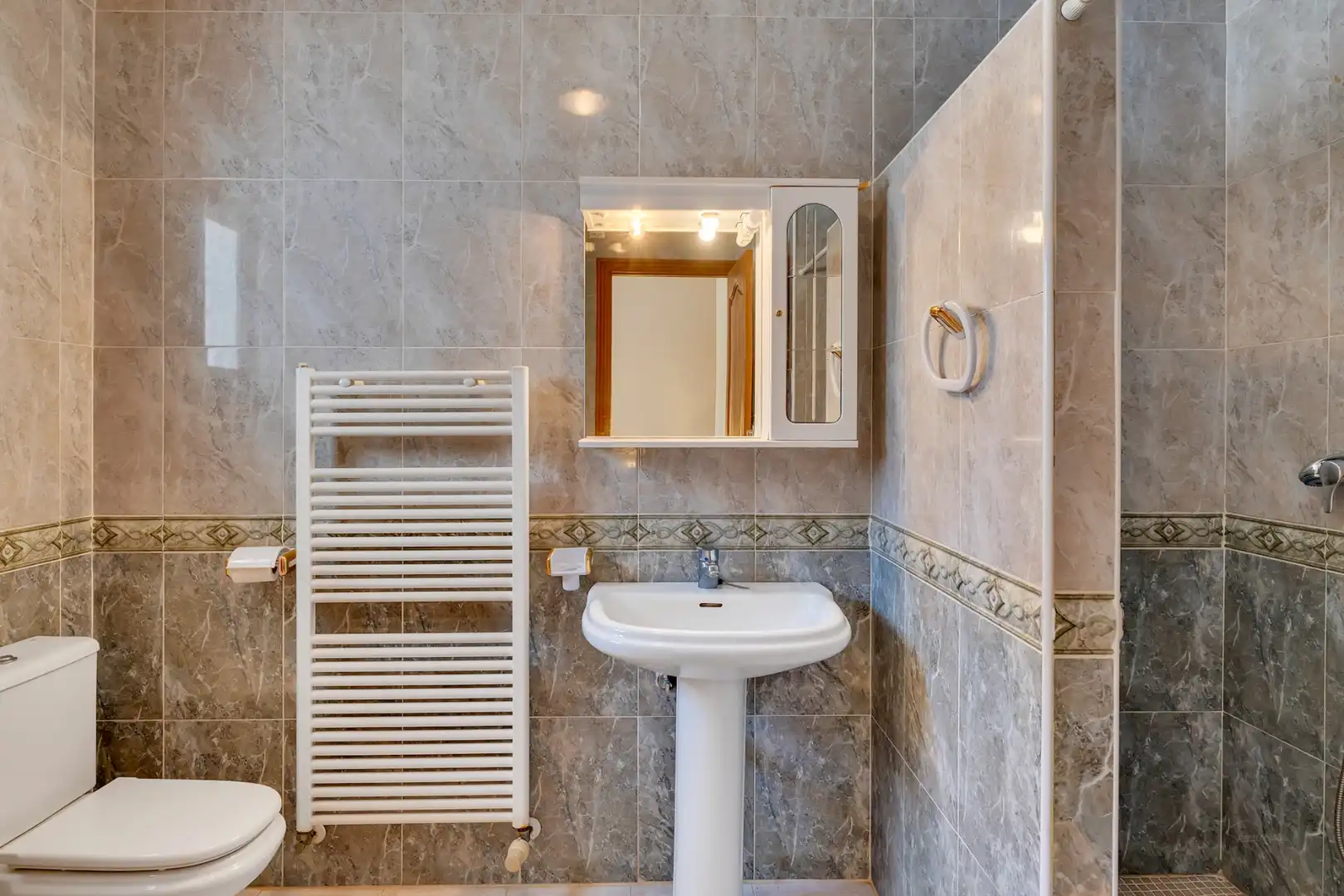 Badezimmer von Haus oder Chalet zum Verkauf in Moraira mit Klimaanlage