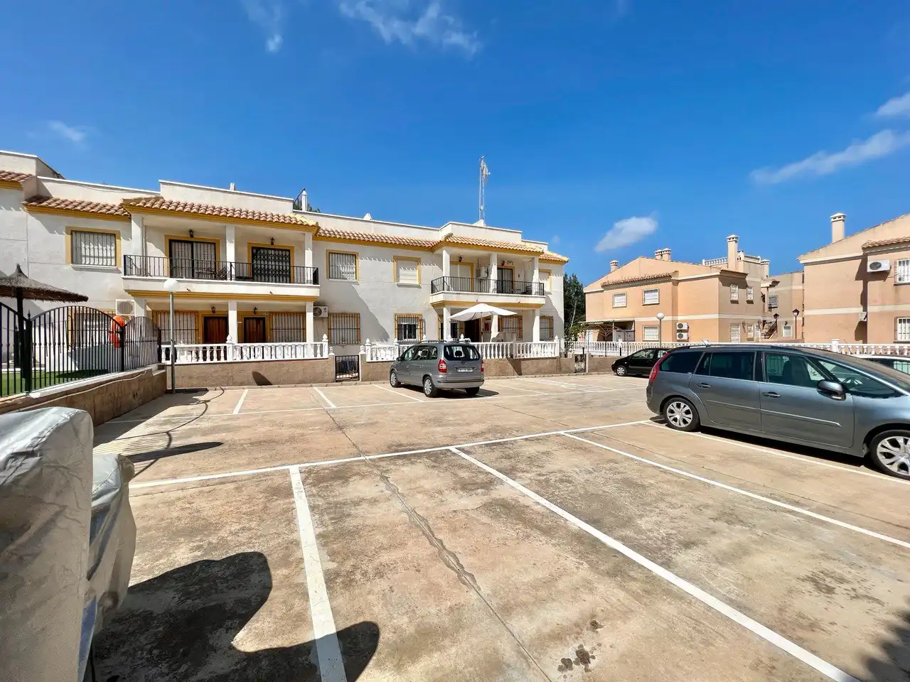 Vista exterior de Planta baixa de lloguer en Algorfa amb Calefacció, Terrassa i Traster