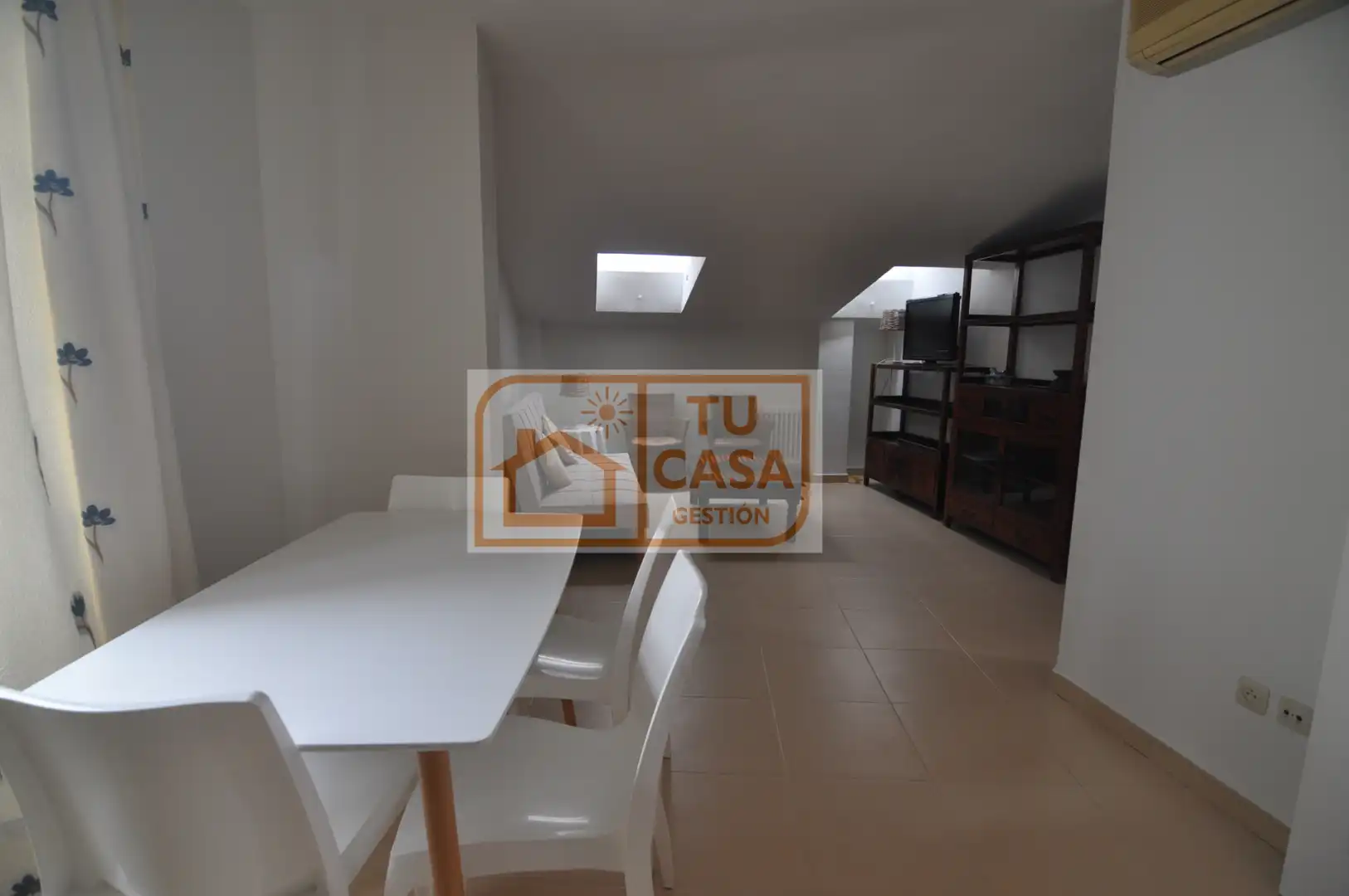 Wohnung zur Miete in Cáceres mit Klimaanlage, Heizung und Möbliert