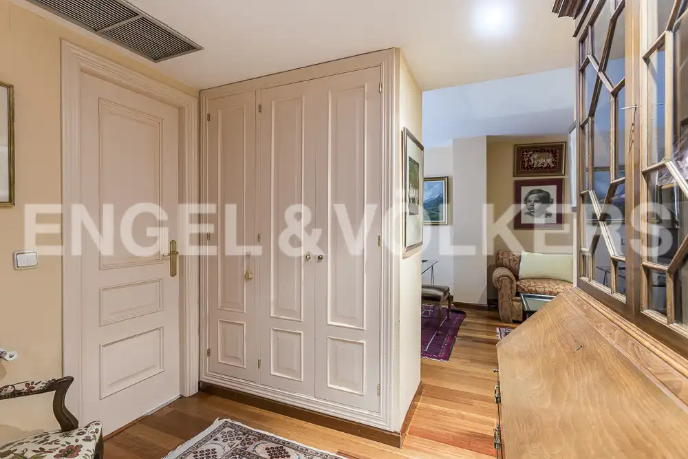 Houses for sale in Madrid  with Air Conditioner, Heating and Private garden
