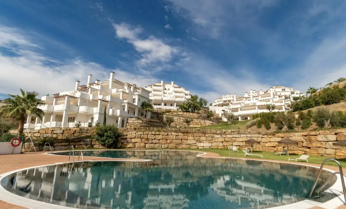 Außenansicht von Maisonette zur Miete in Marbella mit Klimaanlage, Terrasse und Abstellraum