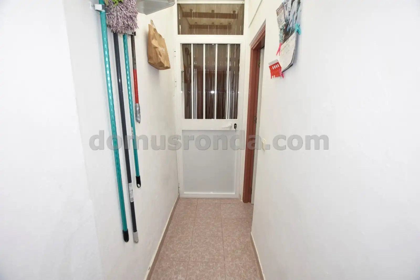 Houses for sale in Cuevas del Becerro  with Terrace, Storage room and Furnished