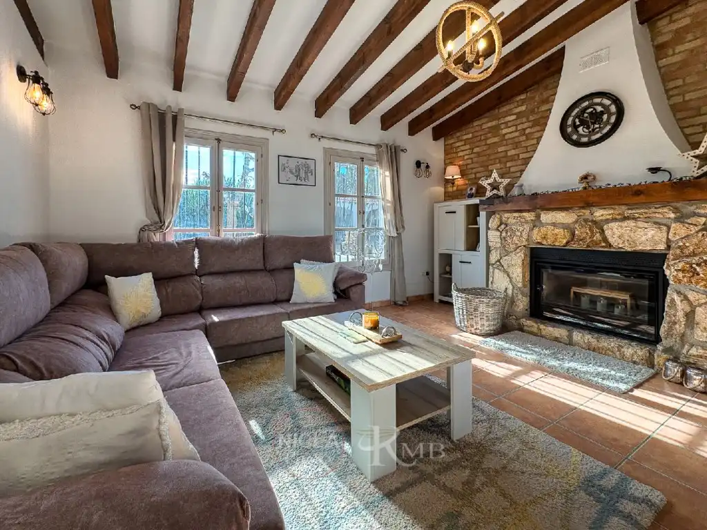 Sala d'estar de Casa o xalet en venda en Antas amb Aire condicionat, Jardí privat i Terrassa
