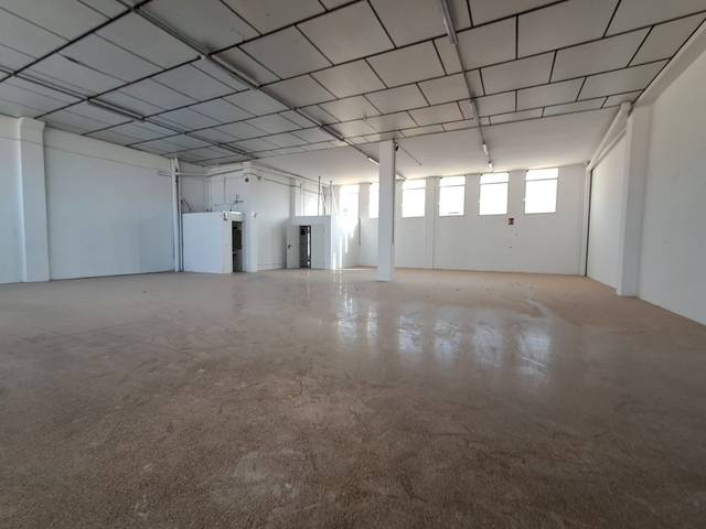 Nave industrial en Alquiler en Vapor Gordills en Rocafonda