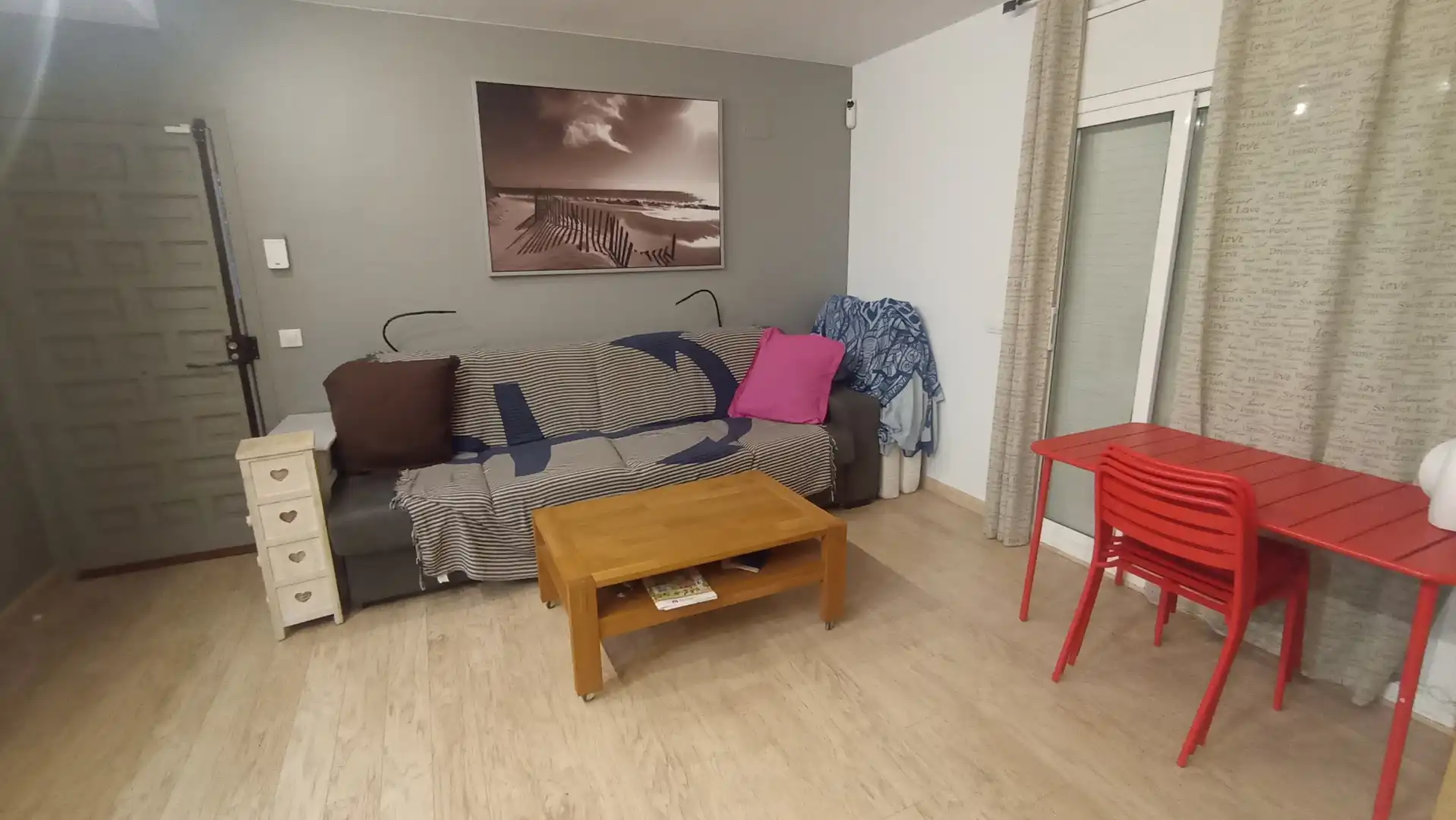 Wohnzimmer von Wohnung zum Verkauf in Empuriabrava mit Klimaanlage, Heizung und Möbliert