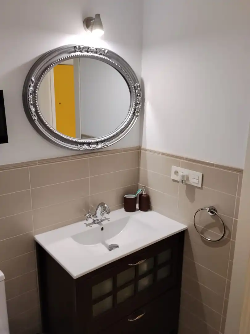 Bathroom of Flat for rent in Almuñécar  with Air Conditioner, Parquet flooring and Furnished