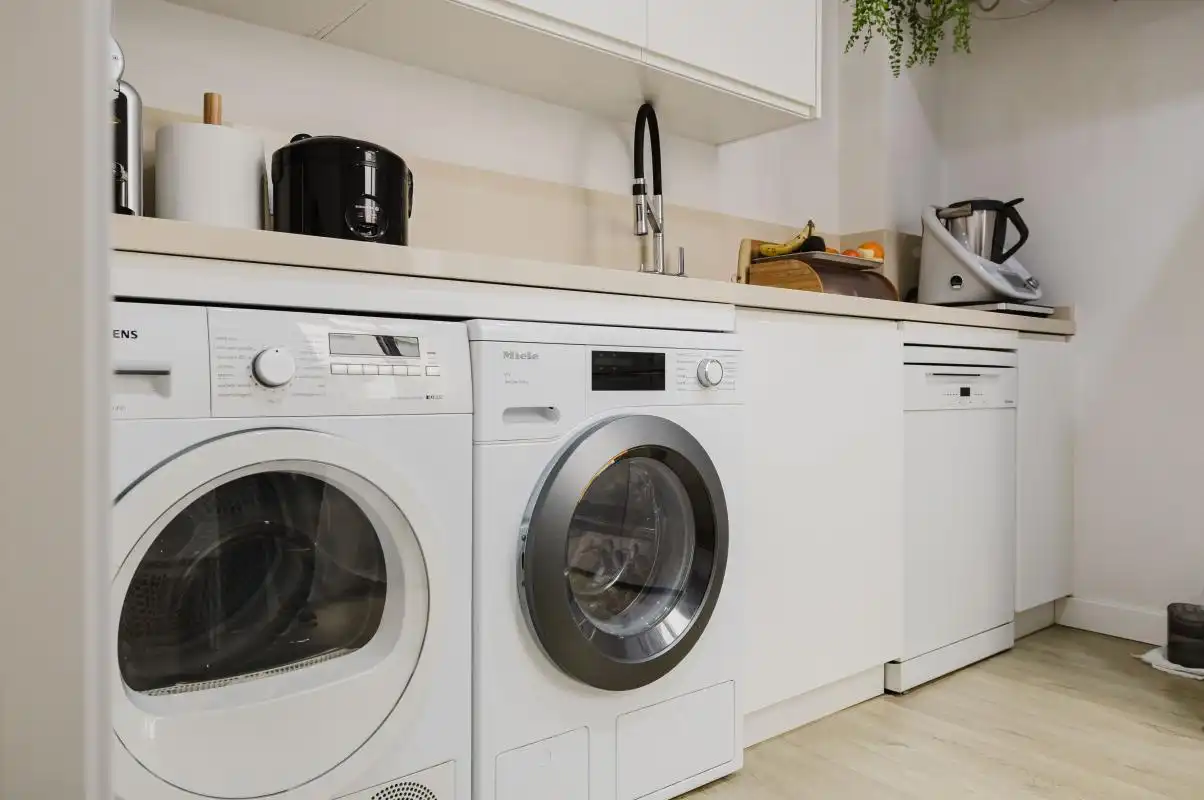 Kitchen of Flat for sale in Málaga  with Air Conditioner, Heating and Terrace