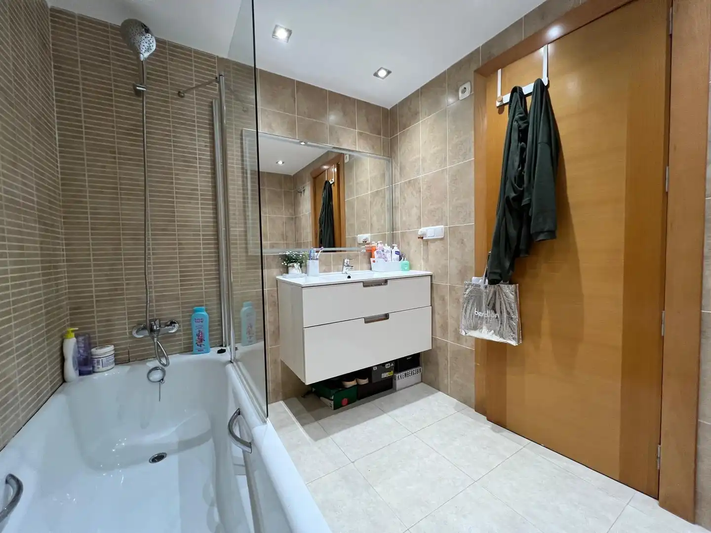 Baño de Piso en venta en Altea con Aire acondicionado, Terraza y Balcón