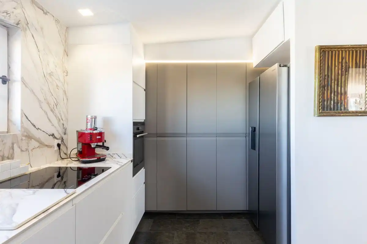 Cocina de Ático de alquiler en Valencia con Aire acondicionado, Calefacción y Terraza
