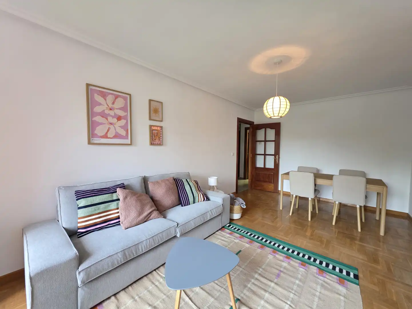 Living room of Flat for rent in Siero  with Heating, Parquet flooring and Terrace