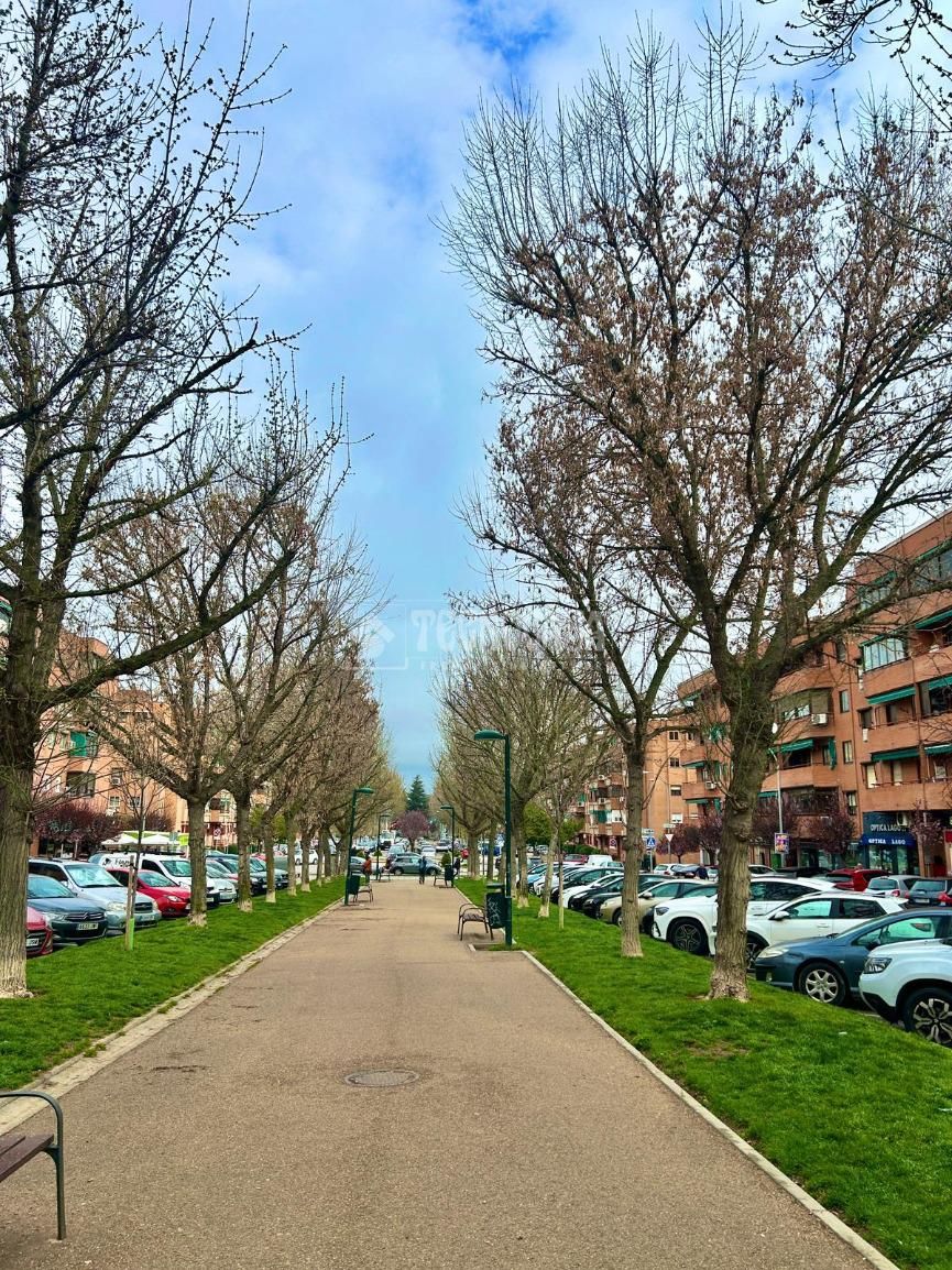 Exterior view of Garage for sale in San Fernando de Henares