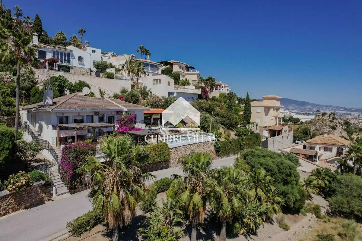 Exterior view of Houses for sale in Salobreña  with Private garden, Terrace and Internet