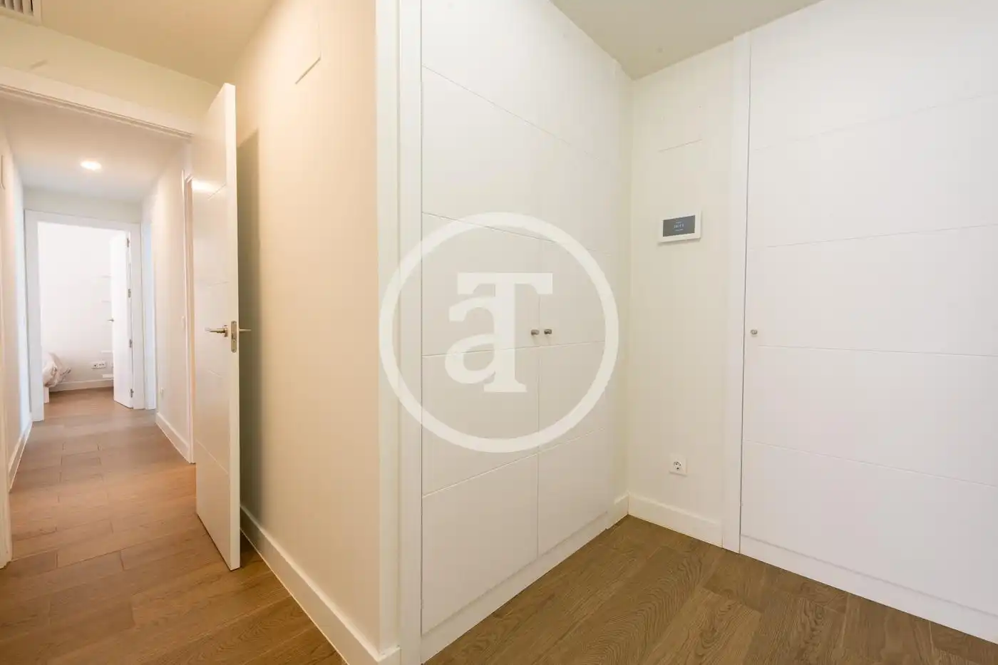 Flat for rent in Calle de San Aquilino, Almenara -Ventilla