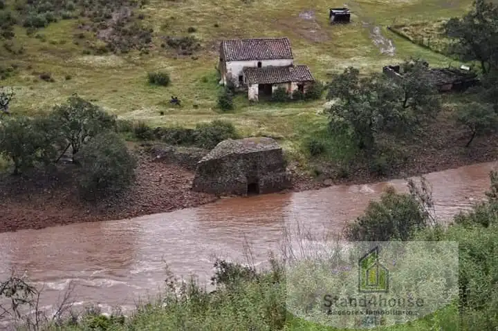Vista exterior de Finca rústica en venta en Berrocal