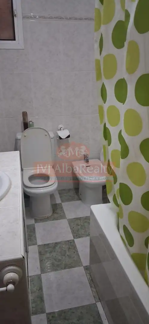 Bany de Pis en venda en Albacete amb Calefacció i Balcó
