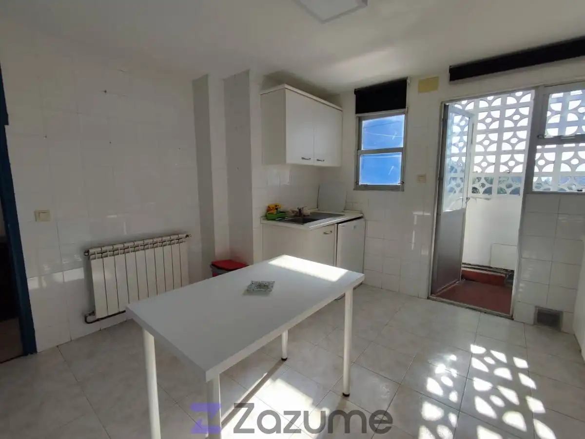 Wohnung zur Miete in C. Padre Feijoo, Caranza
