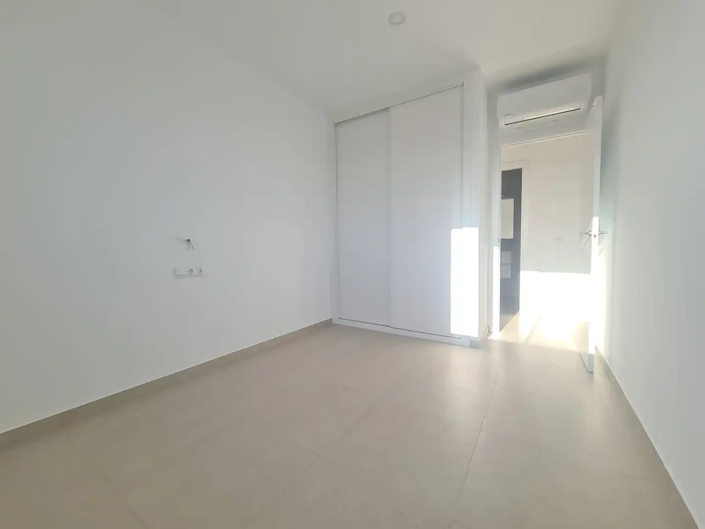 Habitación de Ático en venta en Sevilla con Aire acondicionado, Calefacción y Terraza