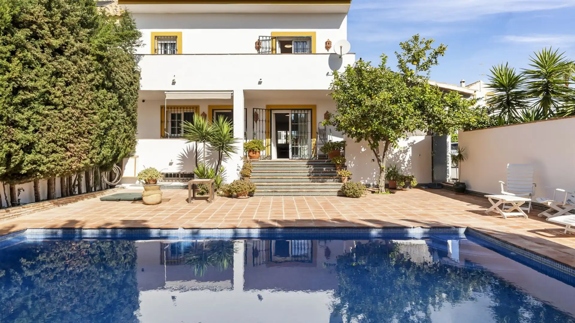 Single-family semi-detached for sale in Santa Cristina - San Rafael