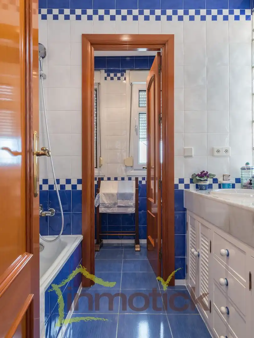 Baño de Casa o chalet en venta en Huelva con Aire acondicionado, Terraza y Trastero
