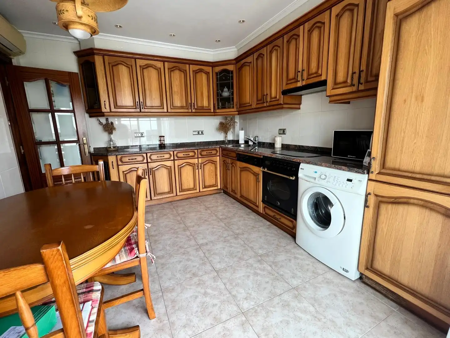 Kitchen of Flat for sale in Andoain  with Air Conditioner, Heating and Parquet flooring