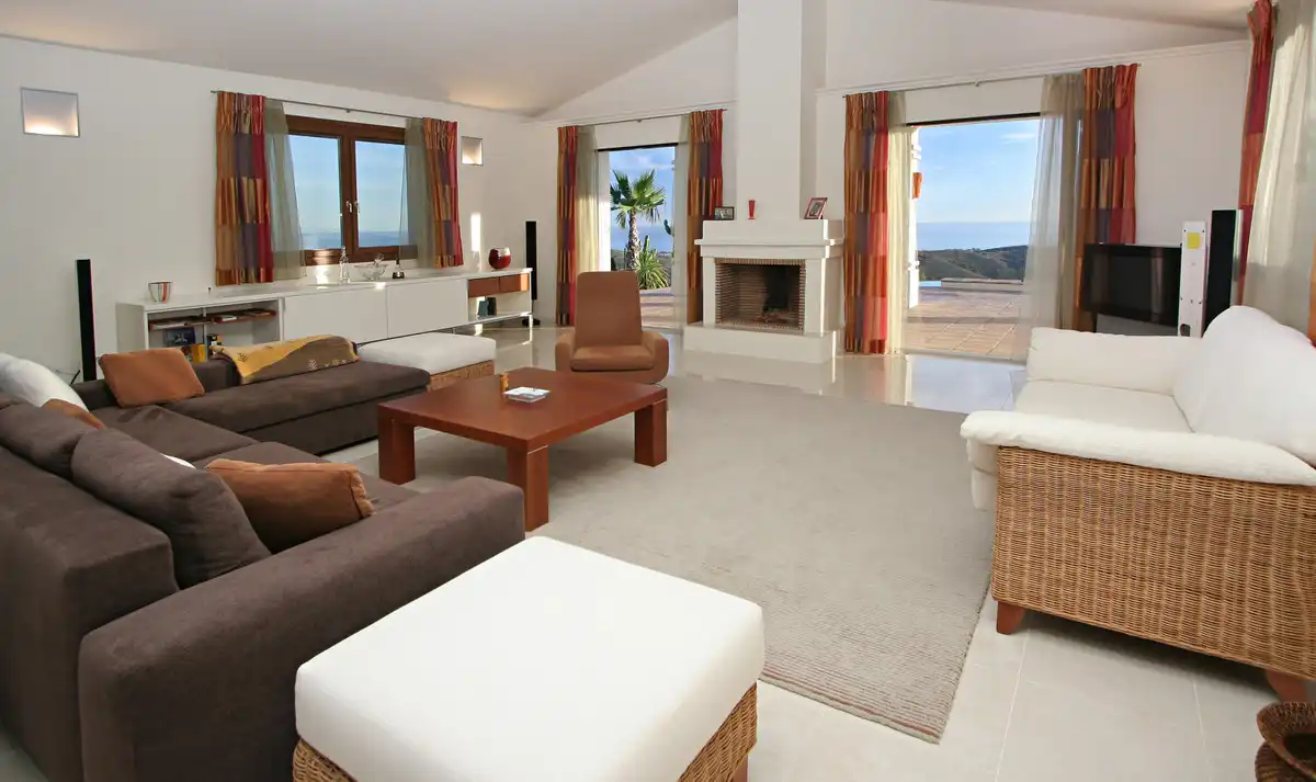 Casa con piscina en venta en Benahavís pueblo, imagen 8