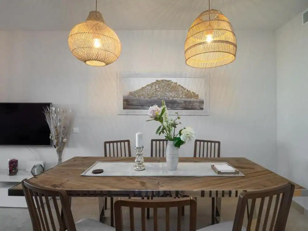 Comedor de Planta baja en venta en Benahavís con Aire acondicionado, Terraza y Piscina