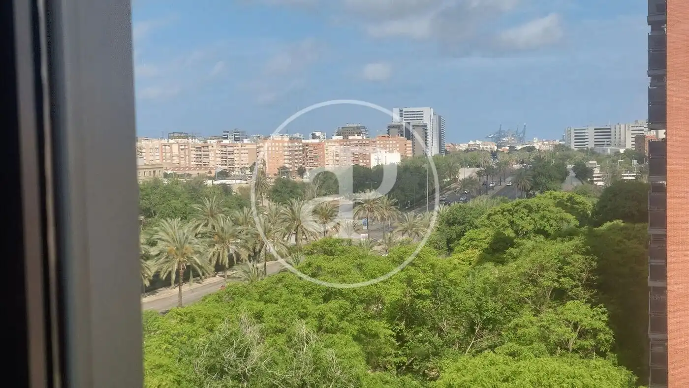 Exterior view of Flat for rent in Valencia  with Air Conditioner, Terrace and Furnished