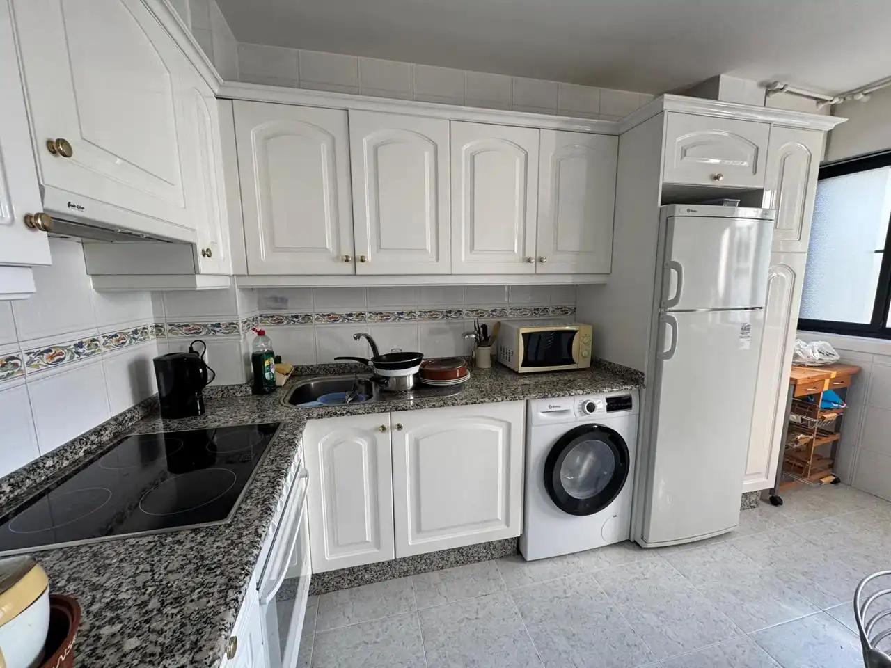 Cocina de Piso de alquiler en A Coruña Capital  con Amueblado