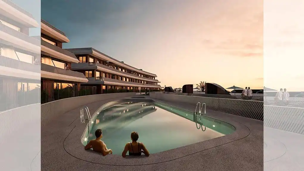Piscina de Apartament en venda en Mijas amb Aire condicionat, Jardí privat i Terrassa