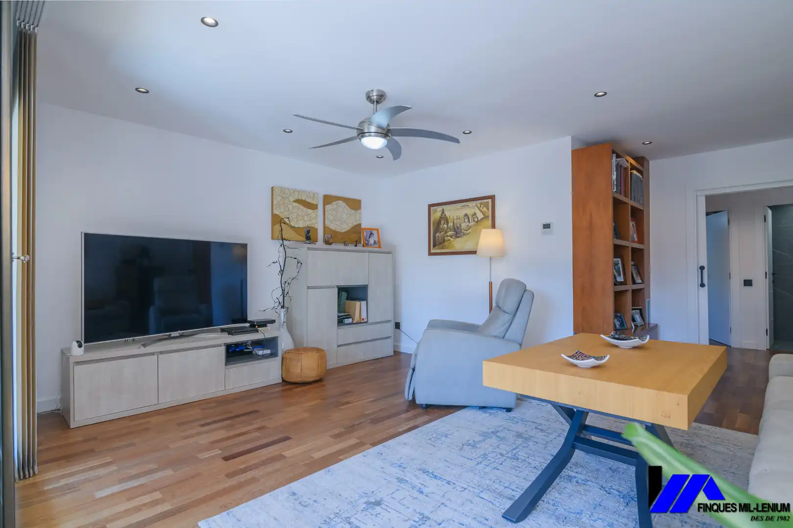 Flat for sale in Montmar